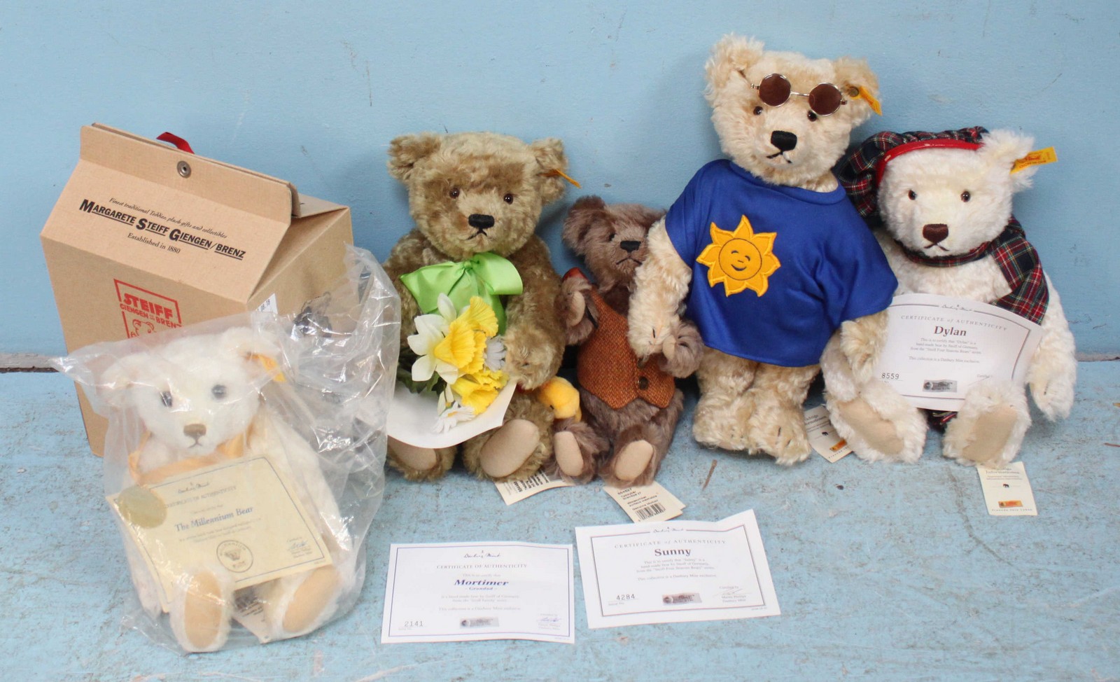 Six assorted Steiff teddy bears, all exclusively for Danbury Mint, including 'Hamish', 'Mortimer'