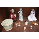 SECTION 44. A collection of assorted ceramic items including a Royal Doulton 'Sir John Falstaff'