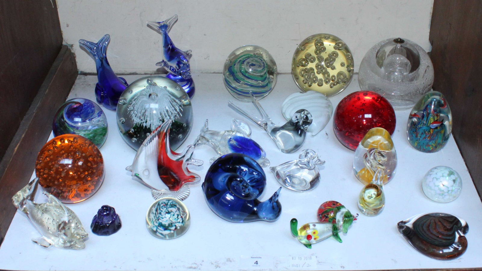 SECTION 4. Twenty five various paperweights including birds, fish, dolphins and a snail etc.