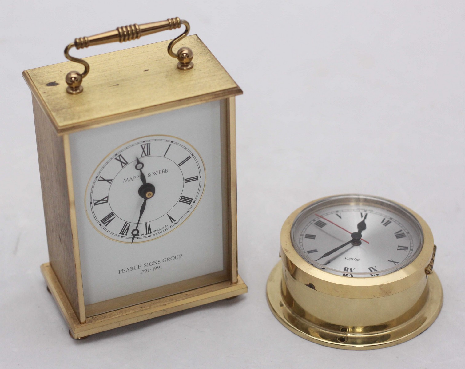 A Mappin & Webb quartz mantel clock, engraved to the reverse and also marked 'Pearce Signs Group - Bild 2 aus 2