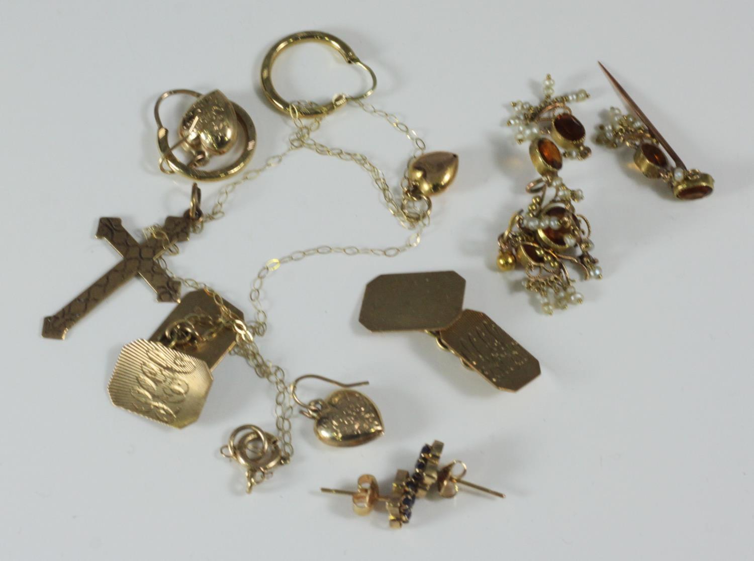 Various 9ct gold including pair of cufflinks, 3x pairs of earrings, heart-shaped pendant and