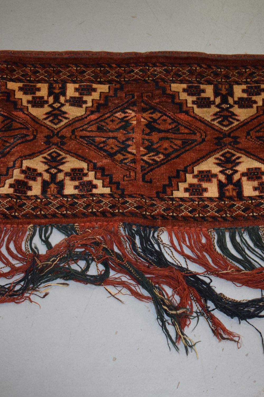 Kizil Ayak jollar, Turkmenistan, late 19th/early 20th century, 1ft. 5in. X 4ft. 5in. 0.43m. x 1.35m. - Image 3 of 6