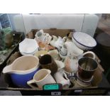 AN ASSORTMENT OF CHINAWARE INCLUDING COTTAGE WARE