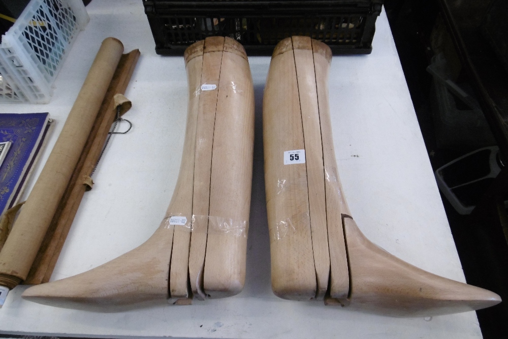 A PAIR OF WOODEN SHOE TREES