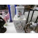 A HAND PAINTED HOLLANAZA PORCELAIN VASE