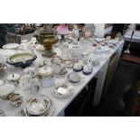 A MIXED ASSORTMENT OF PORCELAIN, POTTER ETC INCLUDING CROWN STAFF, WEDGEWOOD,