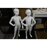 X2 MANNEQUINS (CHILDREN)