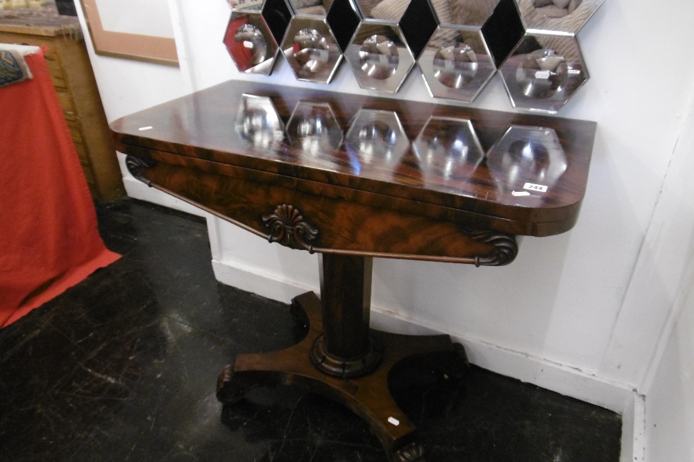 A WILLIAM IV ROSEWOOD FOLD OVER CARD TABLE ON CARVED FEET - Image 2 of 2