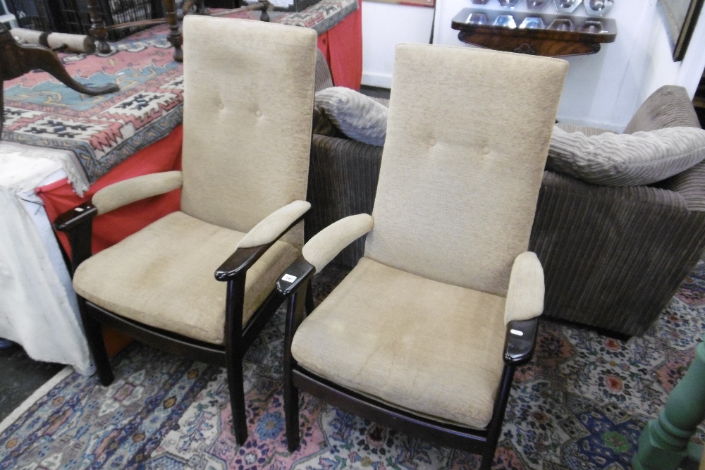 A PAIR OF PARKER KNOLL HIGH BACK CHAIRS - Image 8 of 8