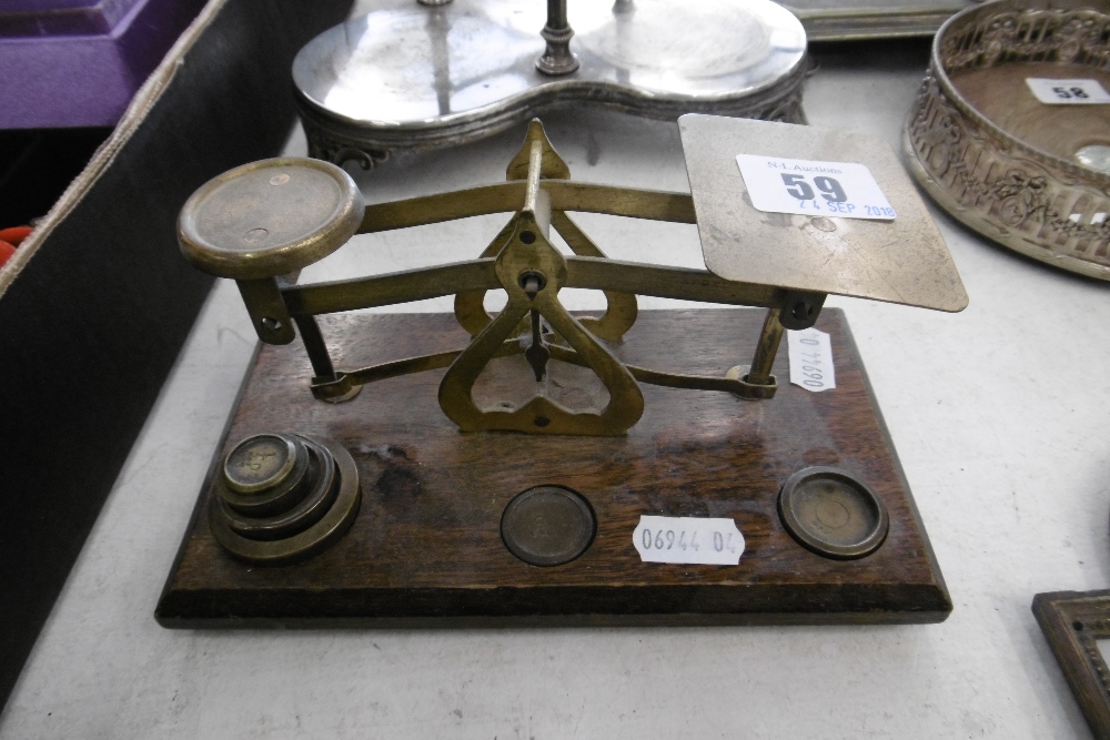 A SET OF VICTORIAN POSTAL SCALES WITH WEIGHTS - Image 2 of 2