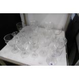 A QUANTITY OF GLASSWARE