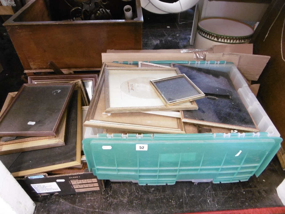 A LARGE QUANTITY OF ASSORTED PICTURE FRAMES