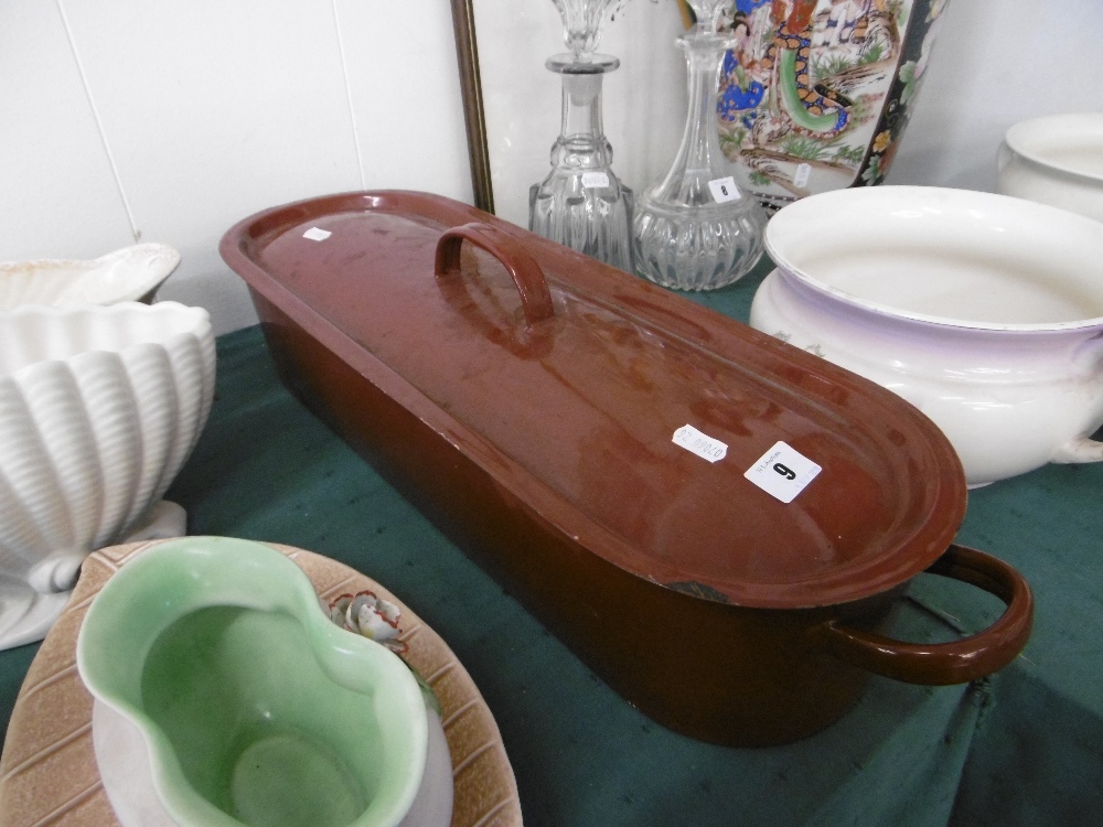 AN ENAMEL FISH KETTLE - Image 2 of 2