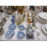 A QUANTITY OF ASSORTED CHINA ,