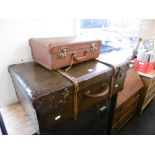 VINTAGE SUITCASE