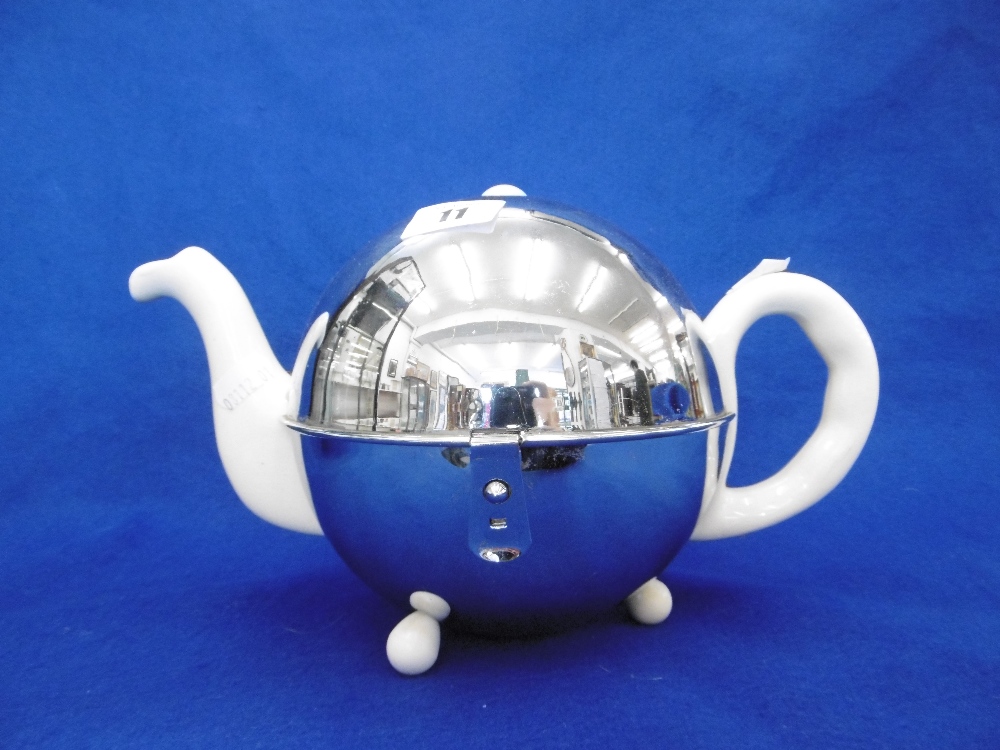 A 1950'S HEAT MASTER TEA POT IN FINE CONDITION - Image 2 of 2