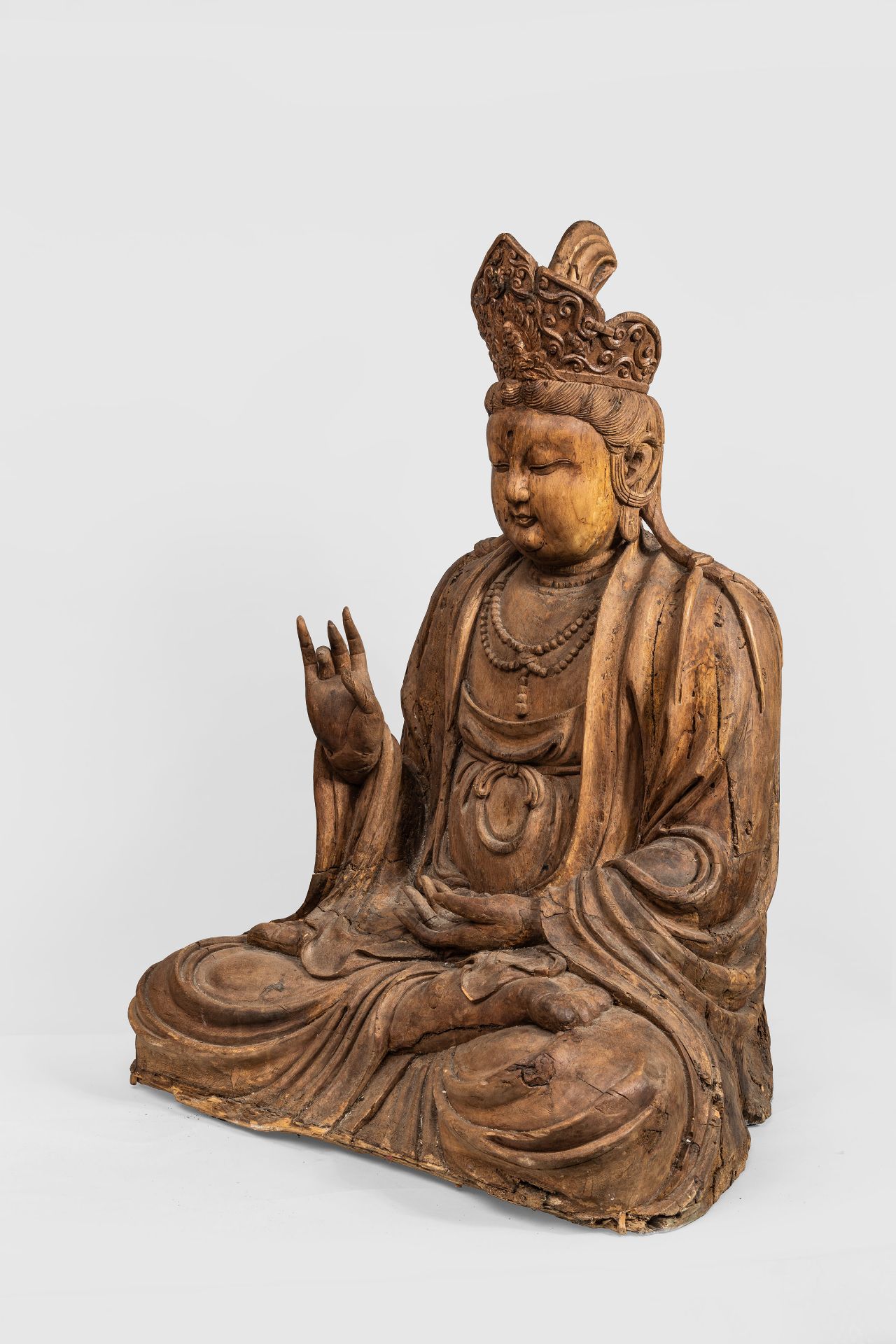 Le Boddhisattva Kwan Yin assis en méditation coiffé d'un diadème incorporant [...] - Bild 3 aus 5