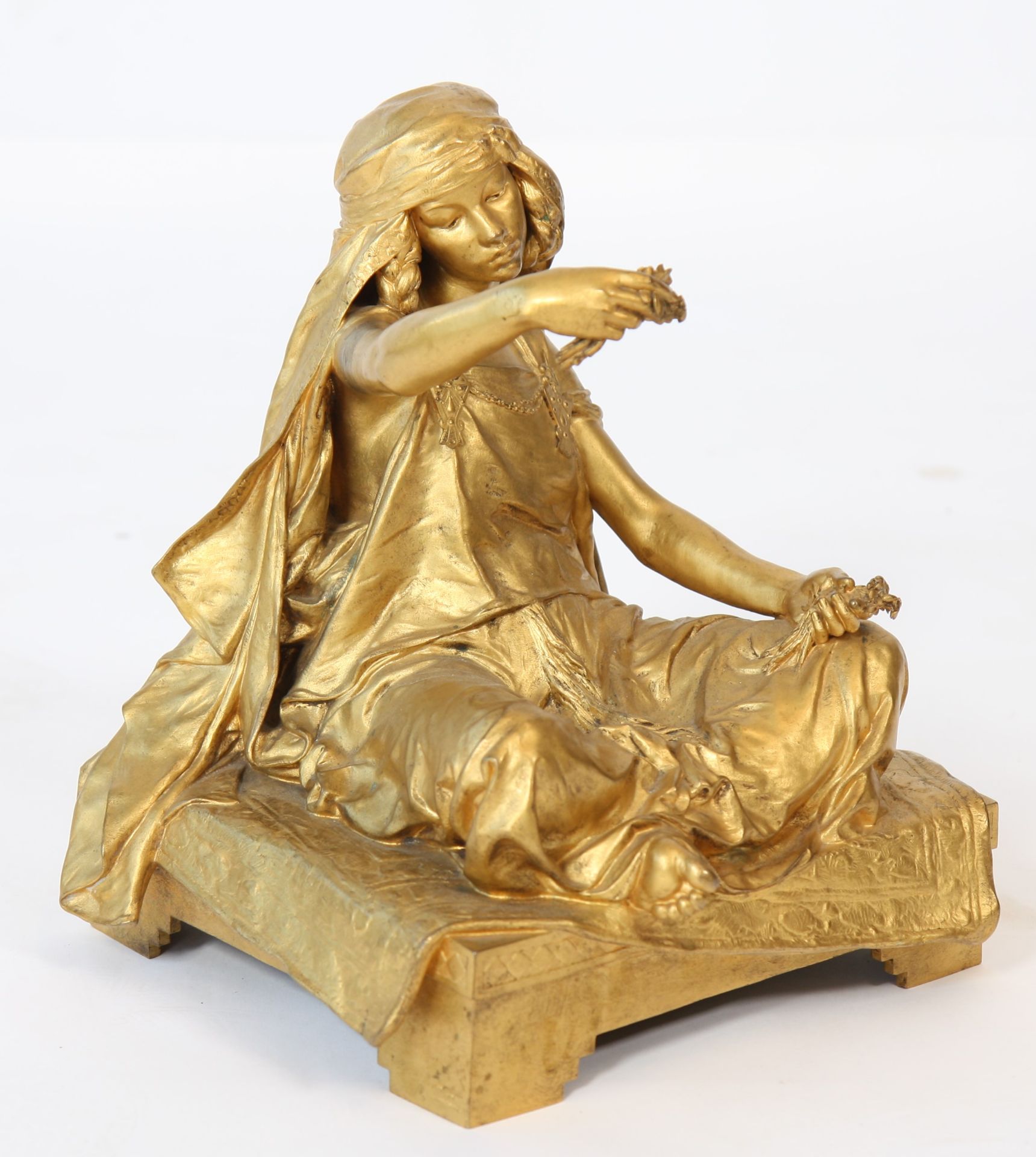 BRONZE DORE "FEMME ORIENTALE ASSISE DITE LA FILLE DE BOU SAADA" DE LOUIS ERNEST [...]