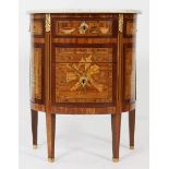 TRES JOLIE PETITE COMMODE DEMI-LUNE MARQUETEE LOUIS XVI ATTR. A TOPINO [...]