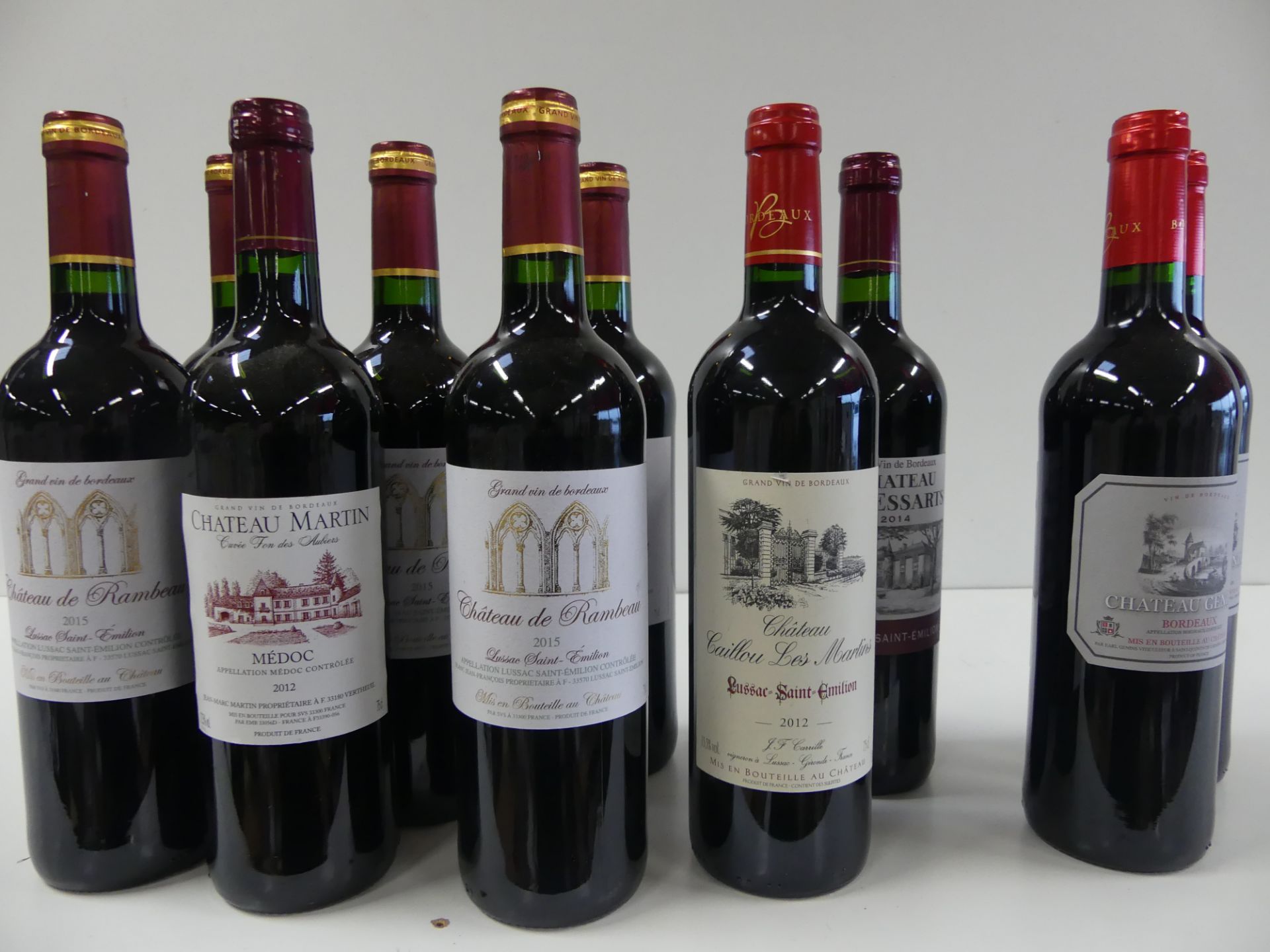 10 BTLES : 5 Château de Rambeau Lussac St Emilion 2015 ; 2 Château Genins Bordeaux [...]