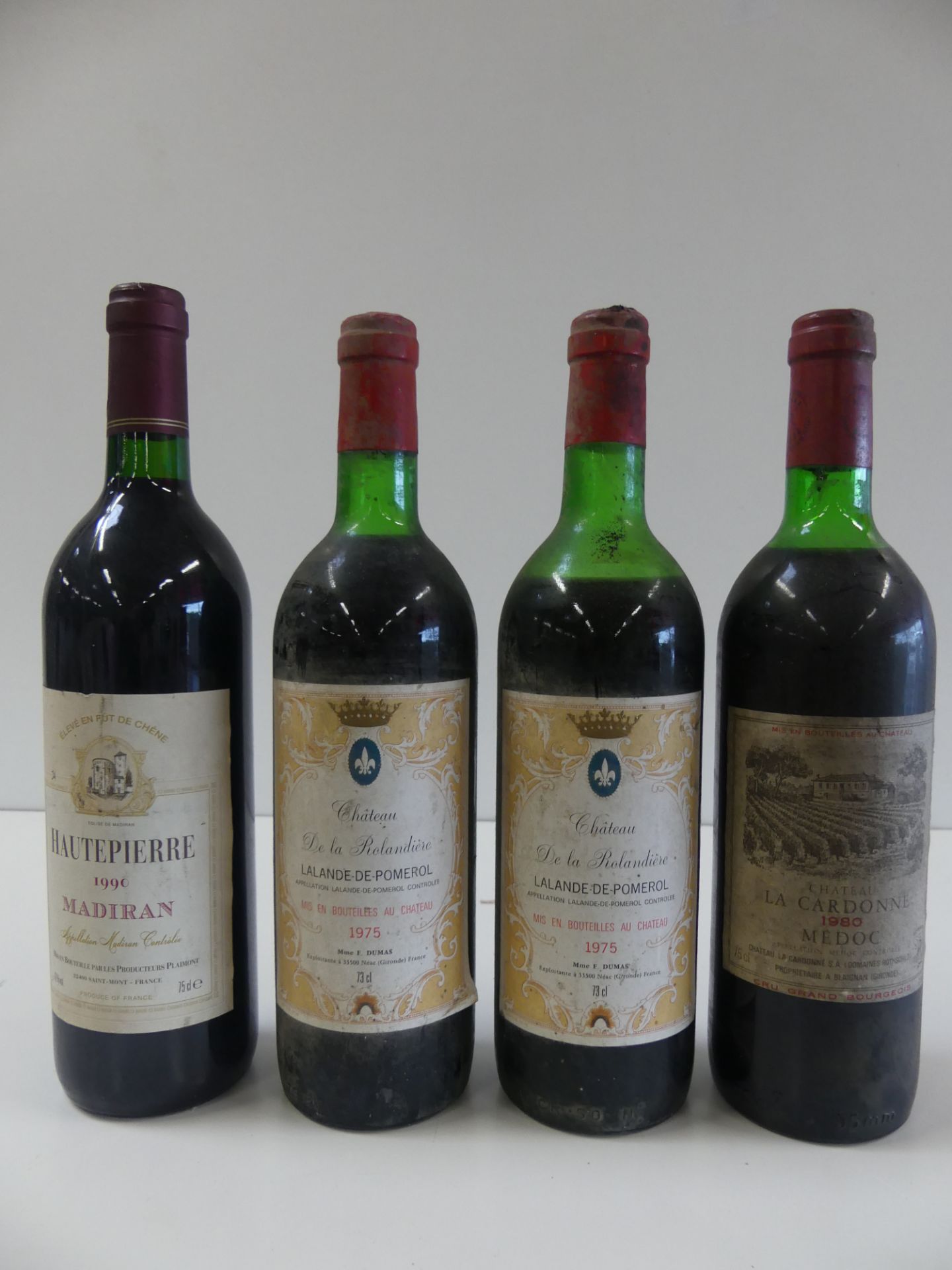 4 BTLES : 2 Lalande de Pomerol Château de la Rolandière 1975 (dont 1 BE) ; 1 [...]