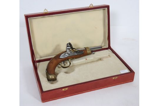 Pistolet Reglementaire De Cavalerie De L An Ixpistolet A Silex De La Manufacture Imperiale De Sai