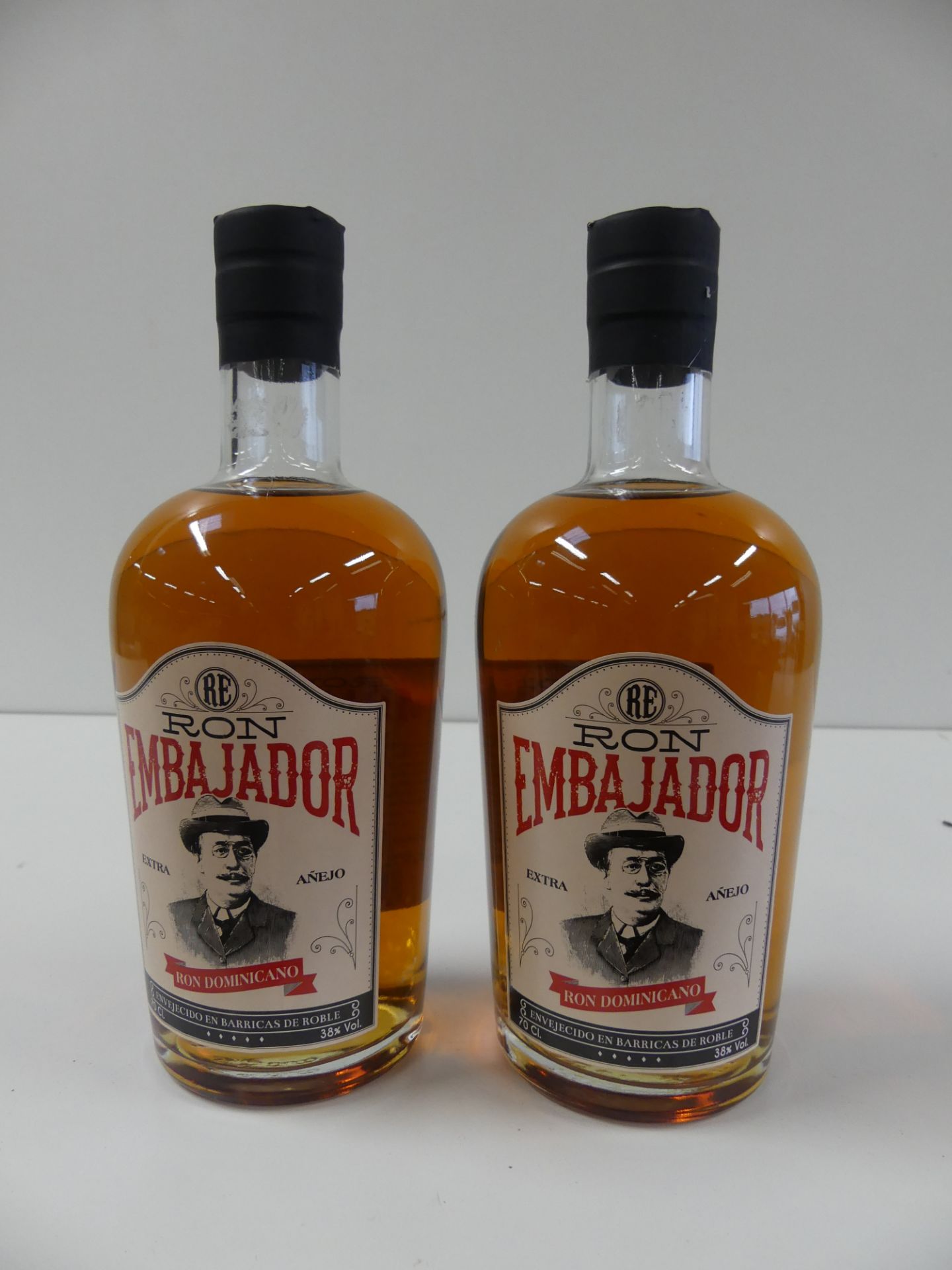 2 Rhum Embajador Extra Anejo de la République Dominicaine -