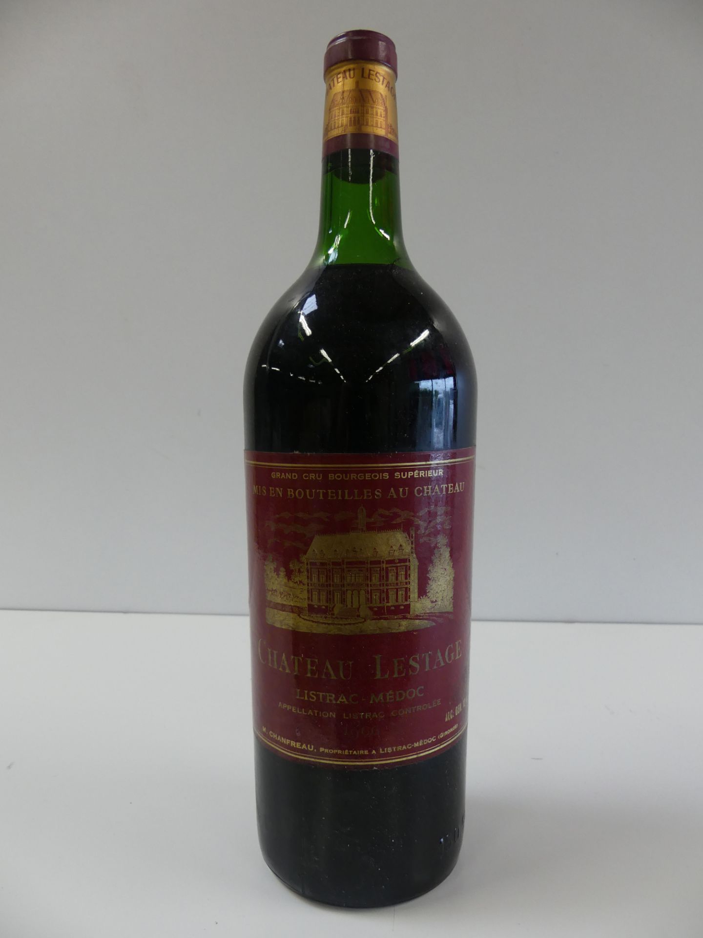 1 MAGNUM de Château Lestage Listrac Médoc Cru Bourgeois Supérieur 1966 (BE) -