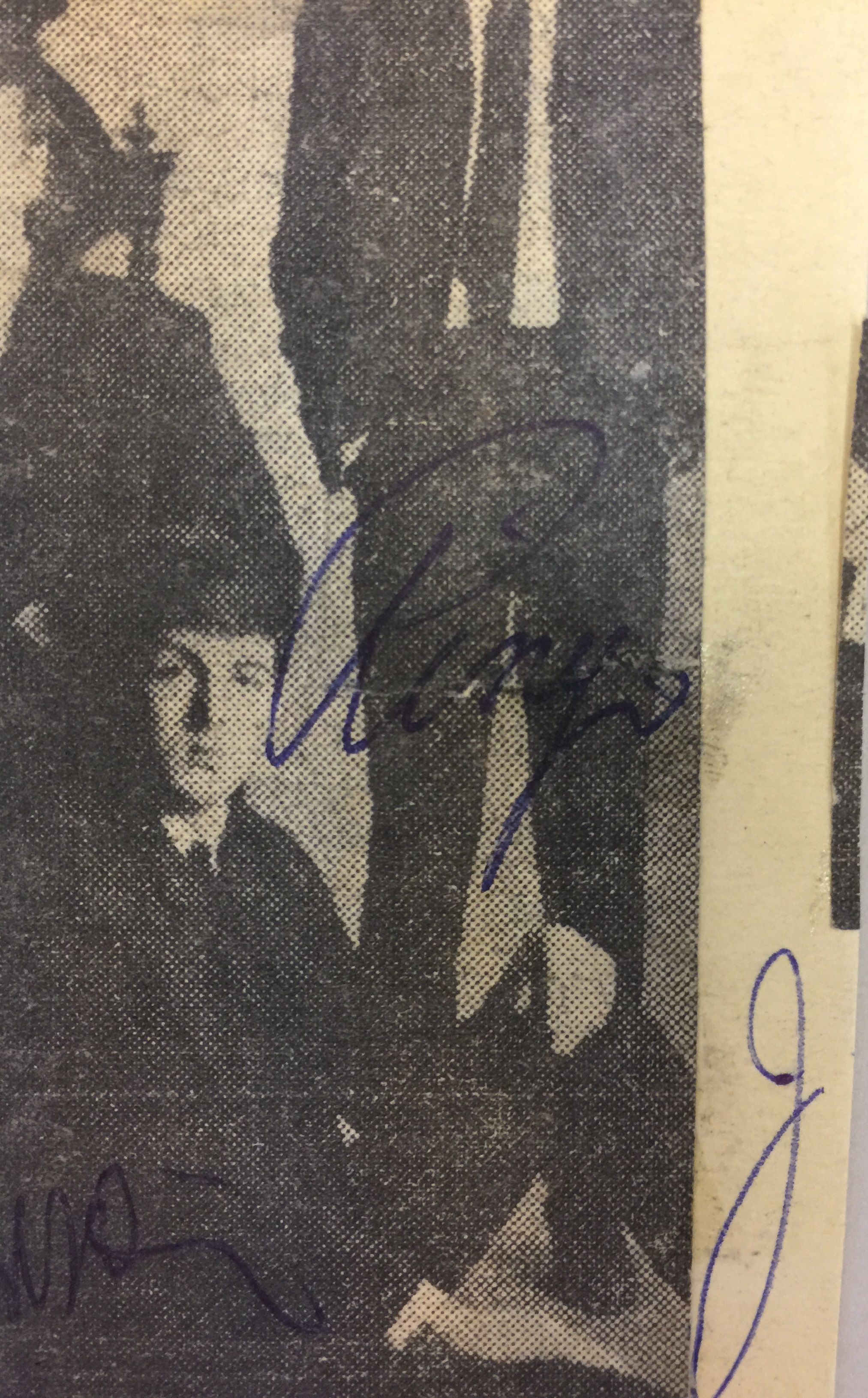 BEATLES SIGNED CUTTING. Featuring a clas - Image 4 of 4