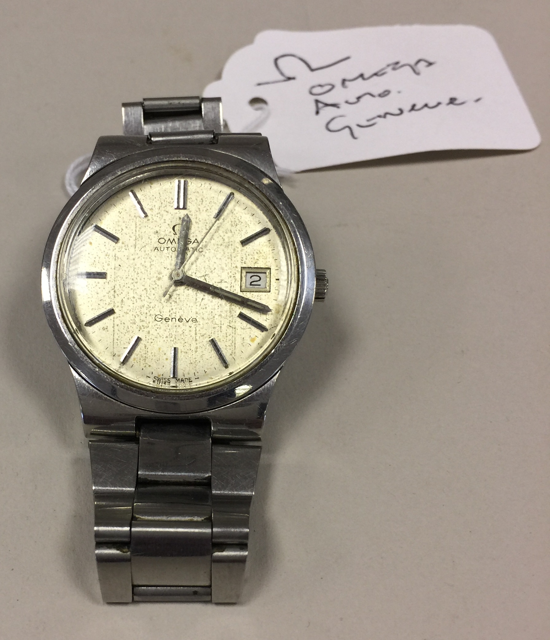 OMEGA GENEVE. A stainless steel Omega Geneve mens watch with date aperture circa 1970s. Unboxed.