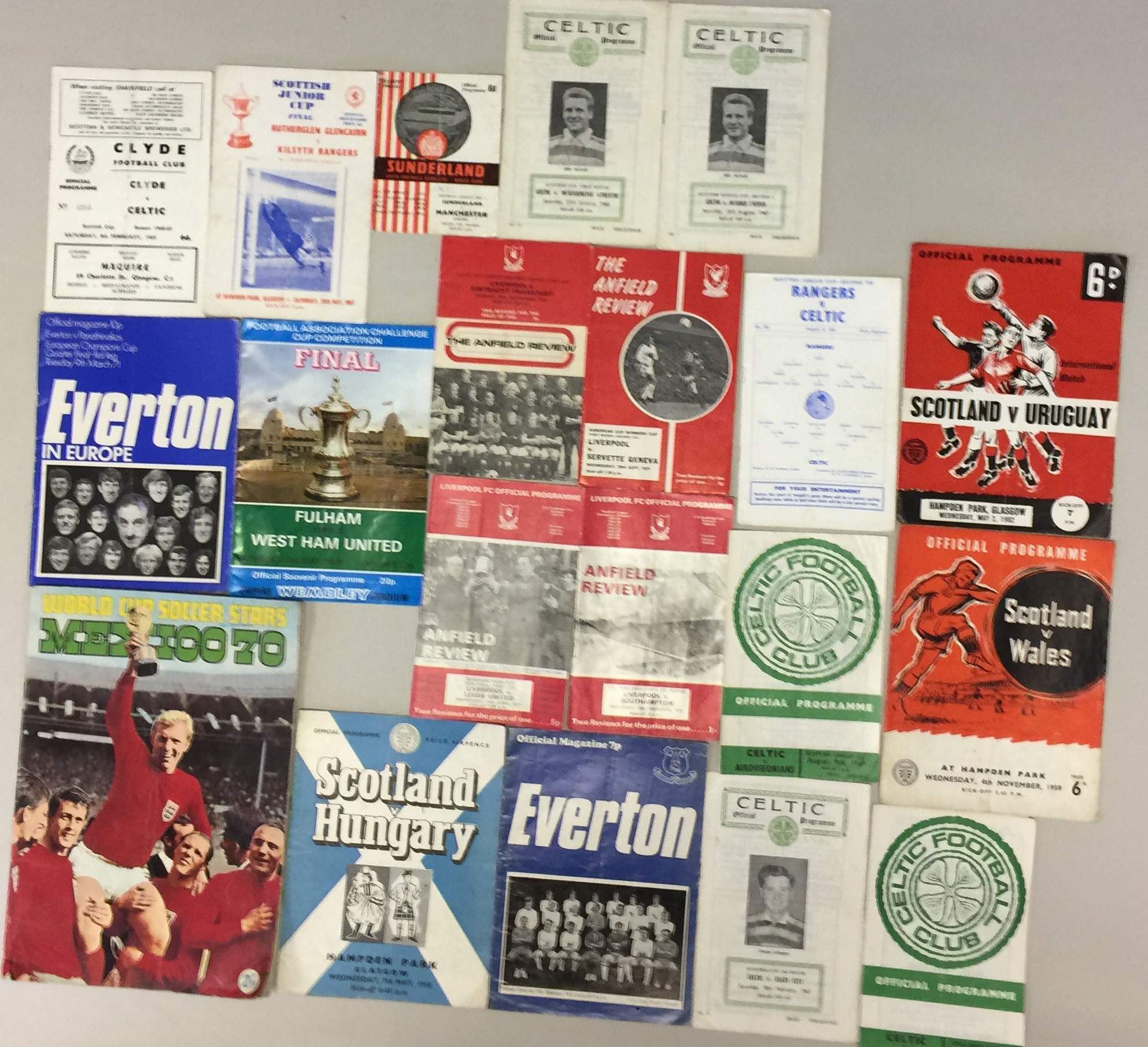 ASSORTED 1960S FOOTBALL PROGRAMMES - Approx 56 football programmes, - Image 3 of 6