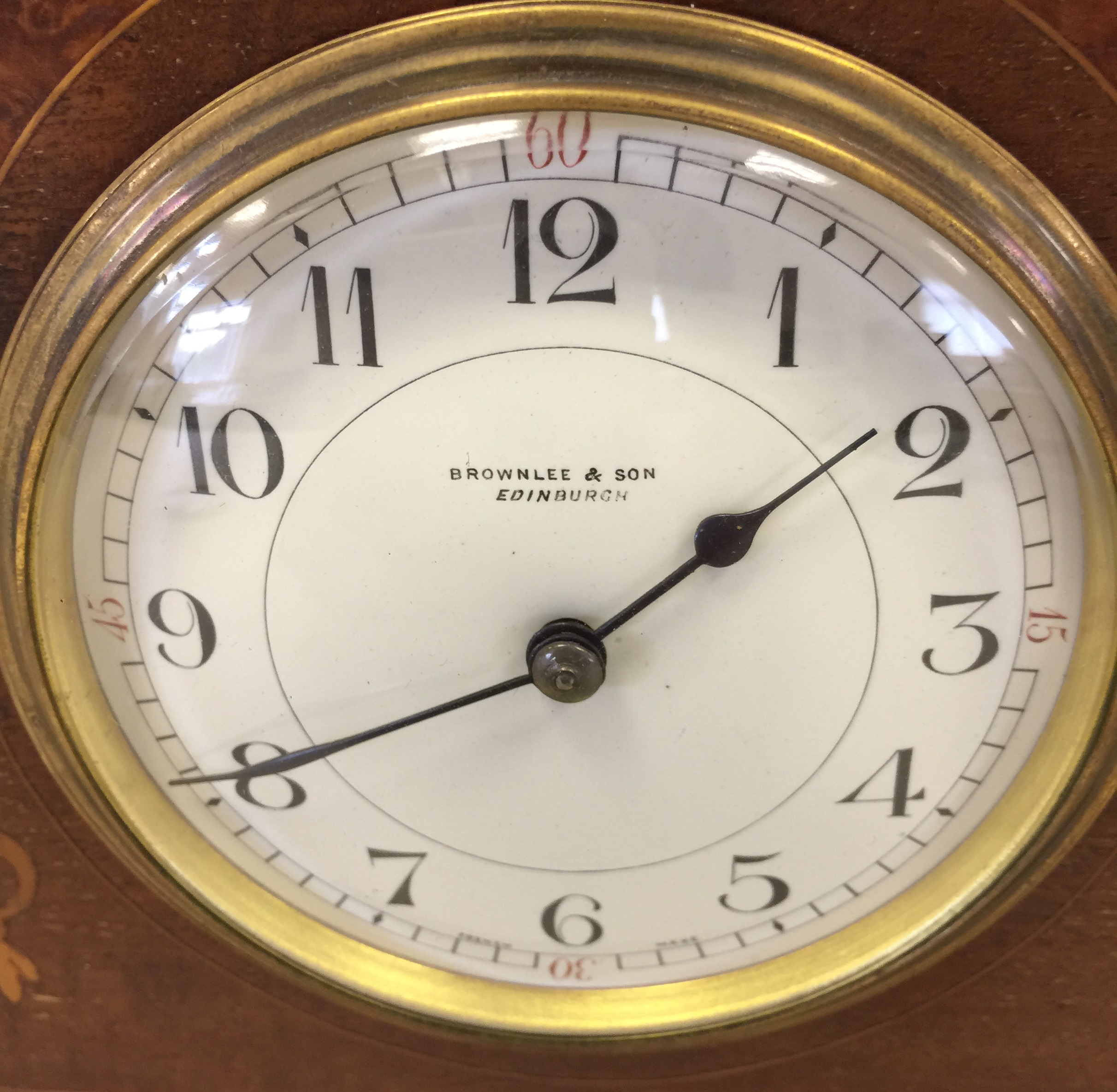 EDWARDIAN MANTLE CLOCK. A Brownlee & Son, Edinburgh inlaid mantle clock with French drum movement. - Bild 2 aus 7