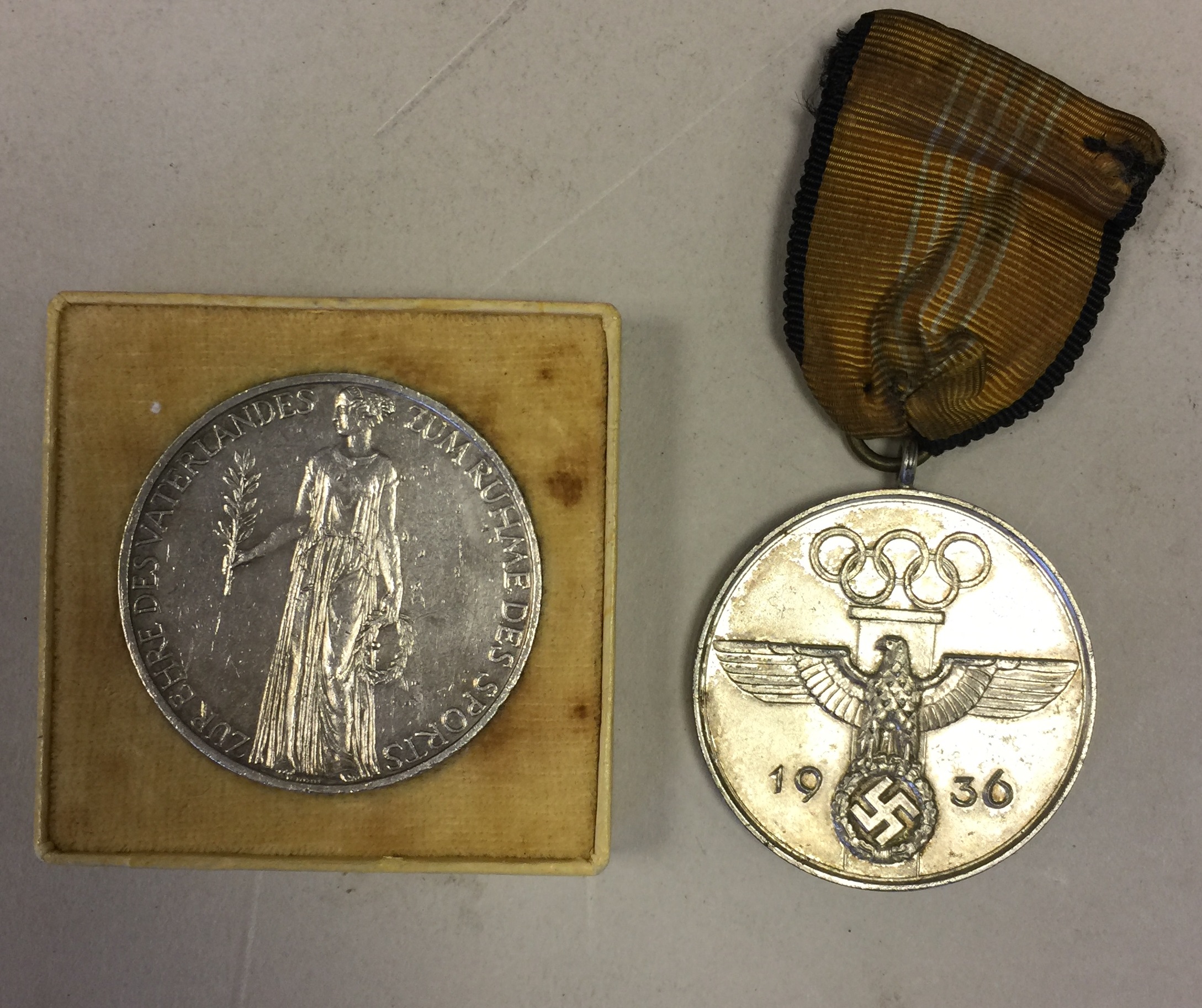 THIRD REICH. Two 1936 Olympic medals, one boxed and one with felt pouch, both commemorative issue. - Image 3 of 3