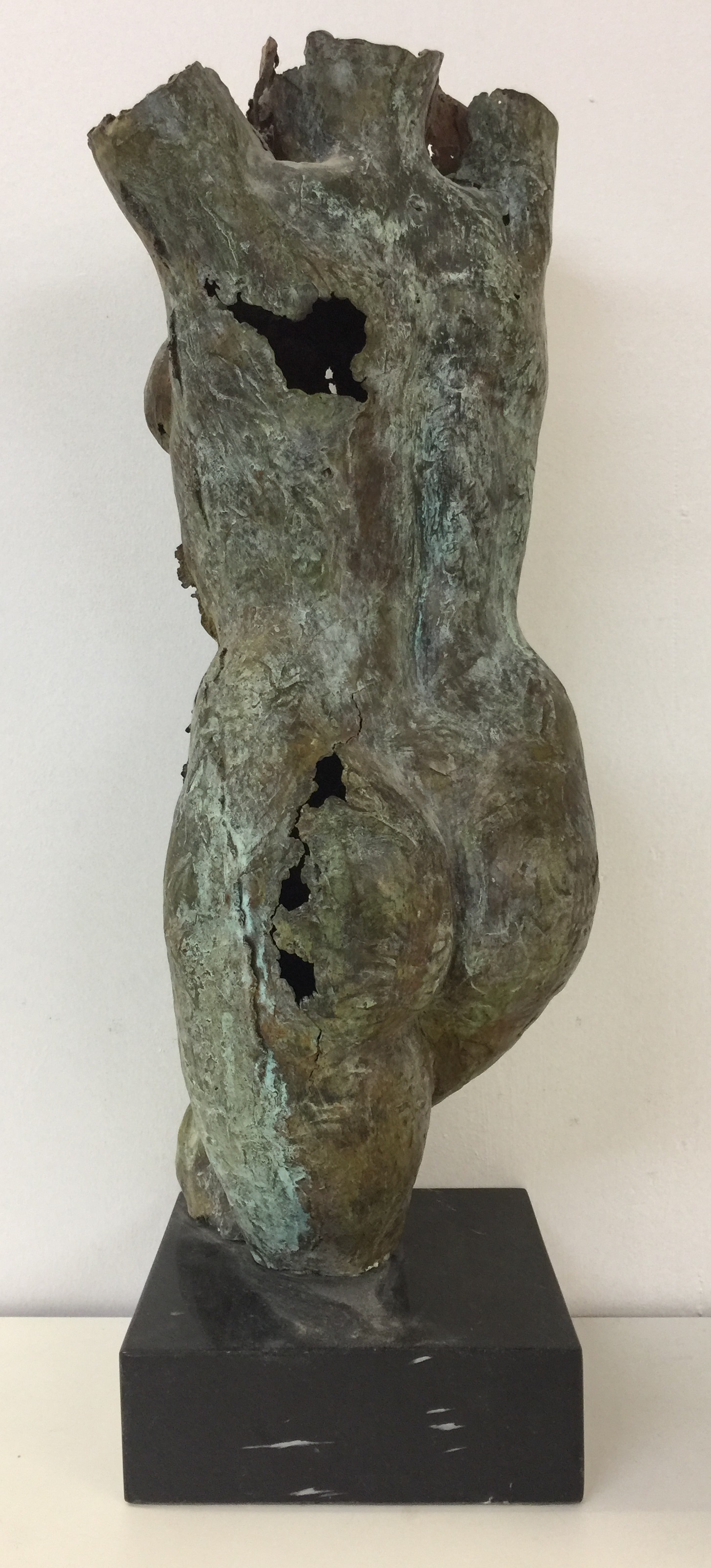 OLIVIA GUZMAN. (Mexican/Contemporary) a bronze sculpture entitled 'Venus'. Measures approx 27". - Image 3 of 4