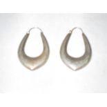 Modern silver hoop earrings 4 g