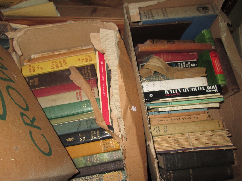 4 x boxes of books : multi thematic including Universal History