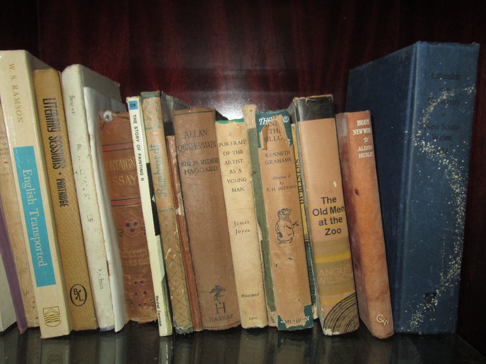 9 x shelves of books : Lloyds Natural History, - Bild 7 aus 10