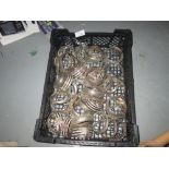 Box of assorted metal ware