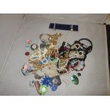 Box of assorted costume jewellery