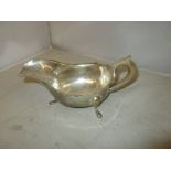 Silver sauce boat with wooden handle Sheffield 1939 Bruford & Sons 149 g