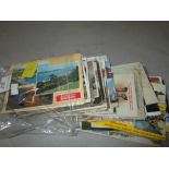 Approx 79 early / mid 20th century postcards,