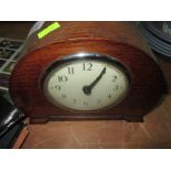 Vintage oak case mantle clock