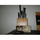 Knife block (some Sabatier included), scale weights etc.