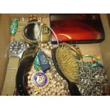 Box of oddments : wristwatches, costume jewellery, medal etc.