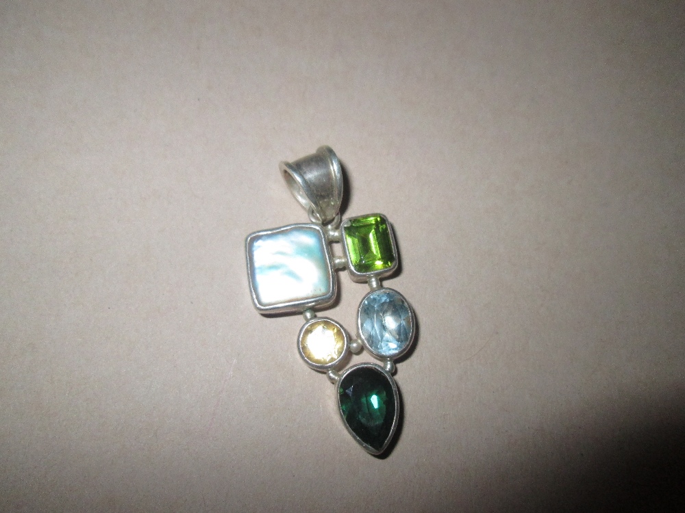 Modern silver multi coloured hardstone pendant