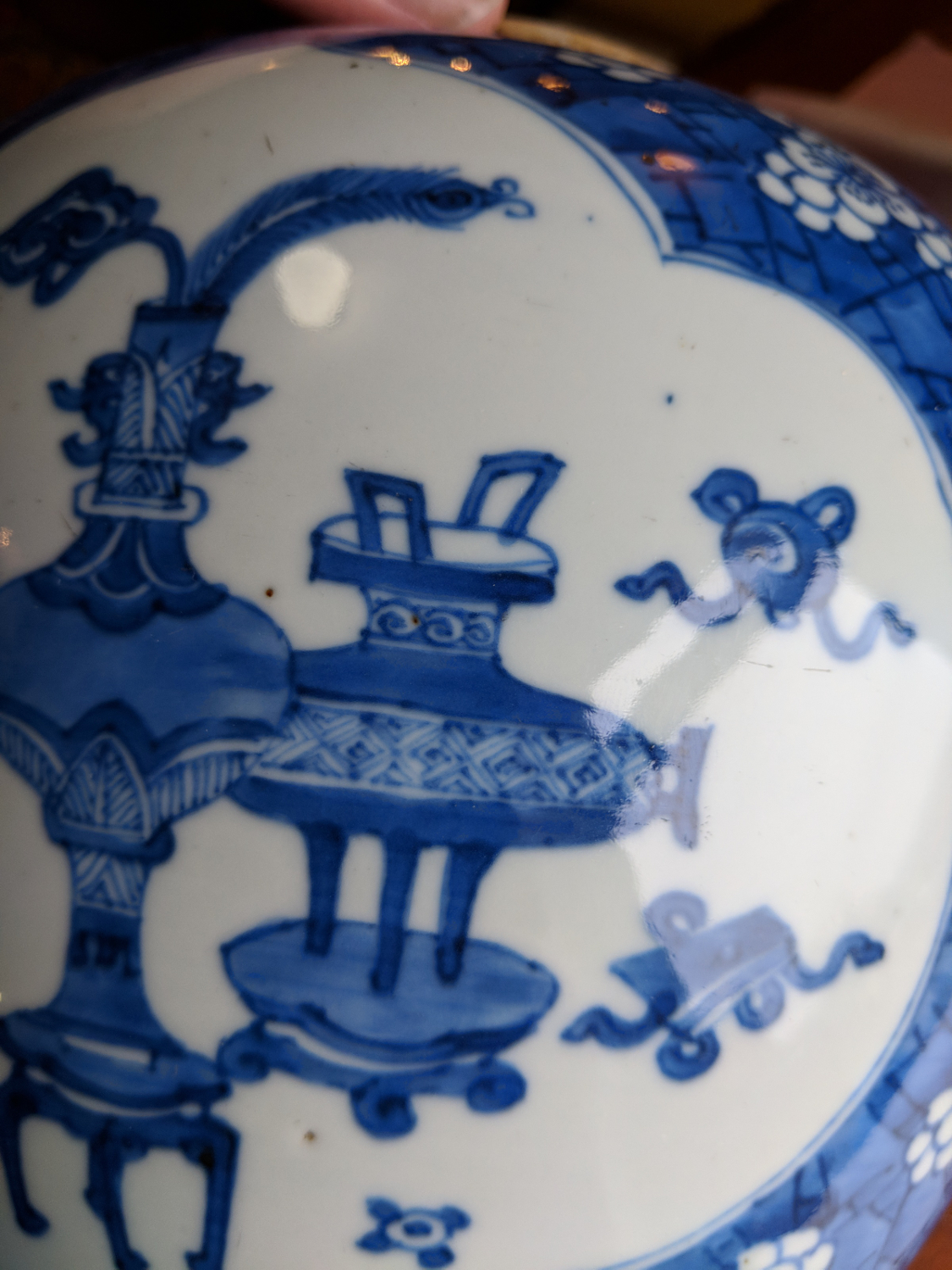 A Chinese Kangxi (1662-1722) blue and white ginger jar with pierced hardwood cover and stand. - Image 4 of 10