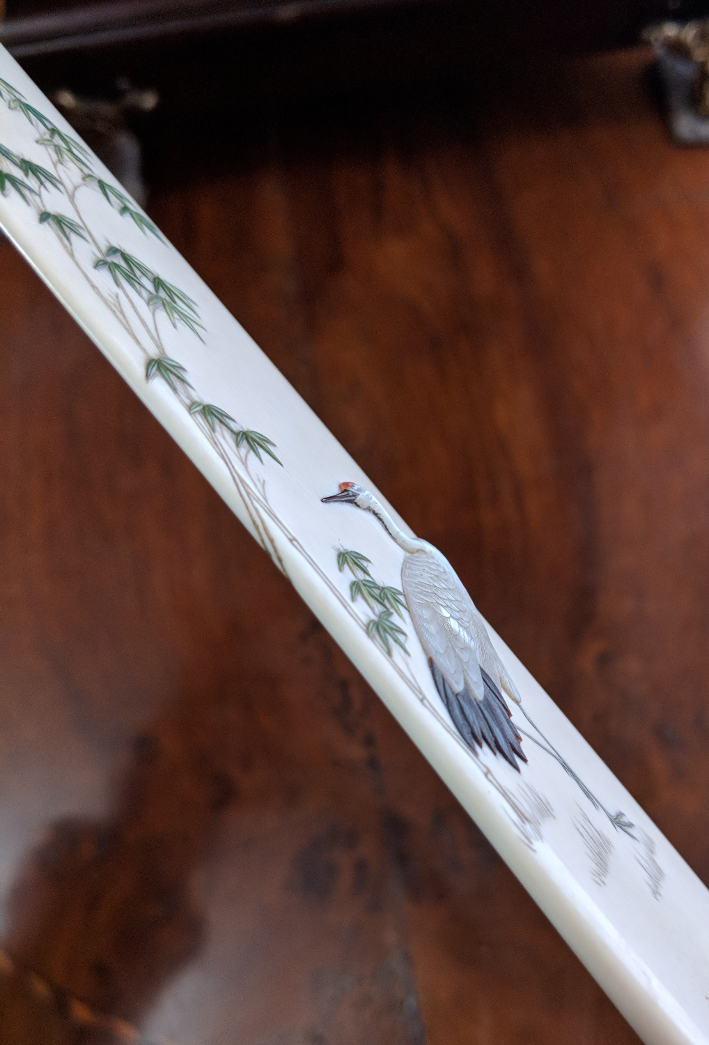 A Japanese Meiji period Shibayama ivory page turner. Decorated with a crane and bamboo soots. - Image 3 of 6