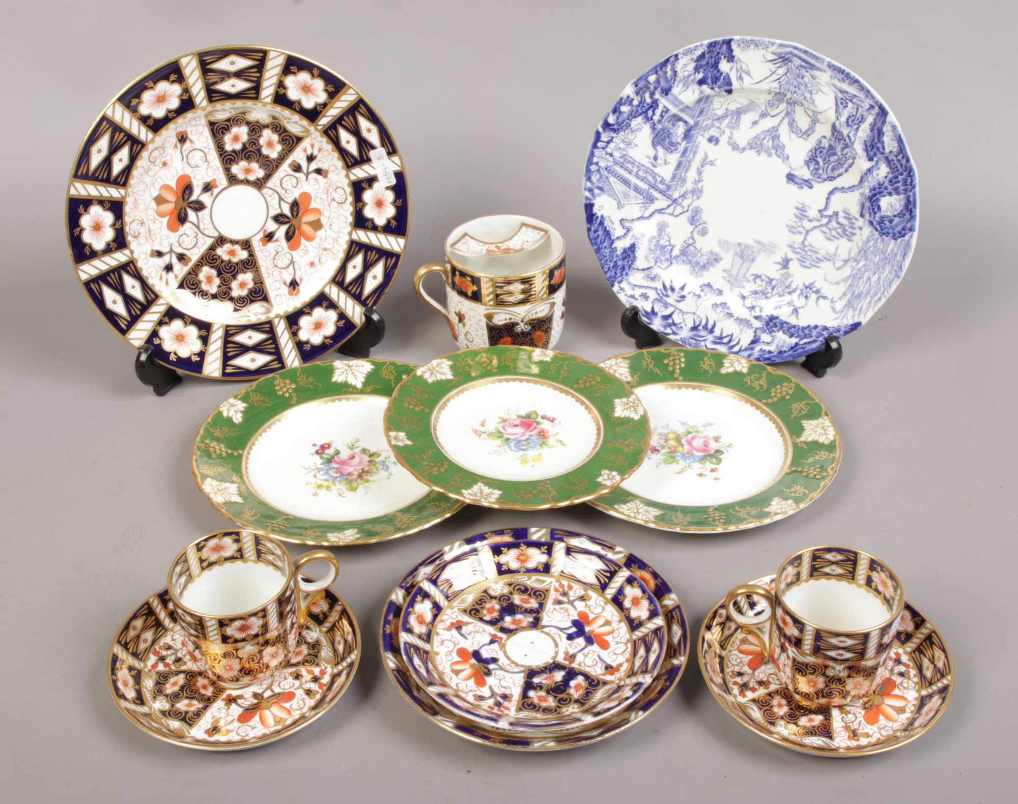 A mixed lot of Royal Crown Derby to include Imari, vine patterns etc.