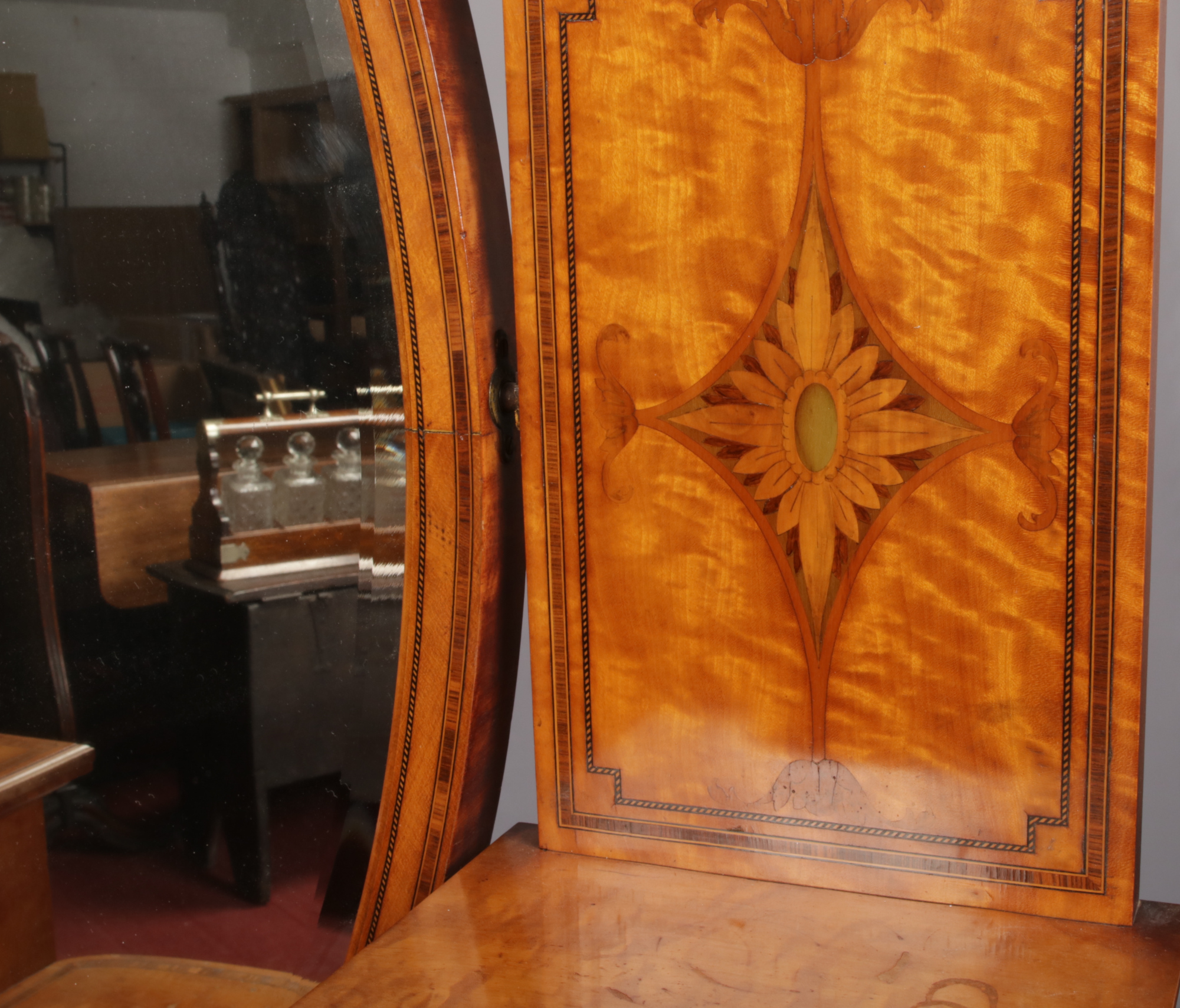 A Victorian Sheraton revival satinwood dressing table by James Shoolbred & Co. Crossbanded in - Image 2 of 4