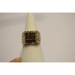 9ct gold garnet signet ring